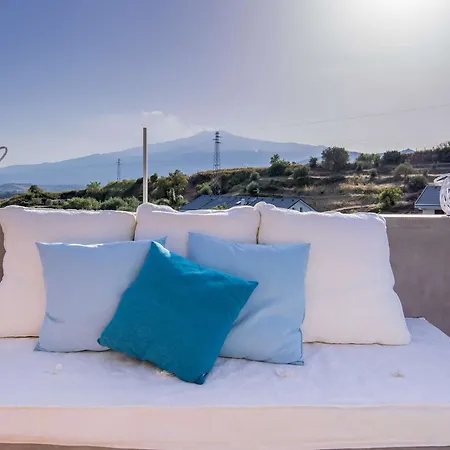 Villa Delle Ginestre Giardini Naxos